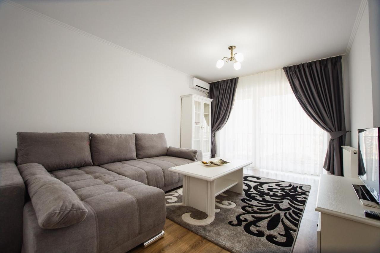 Bright & Elegant Central Apartment Nagyvárad Kültér fotó