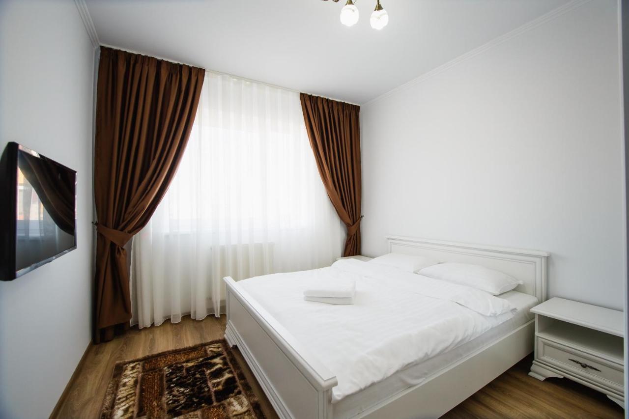 Bright & Elegant Central Apartment Nagyvárad Kültér fotó