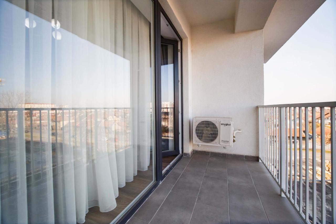 Bright & Elegant Central Apartment Nagyvárad Kültér fotó